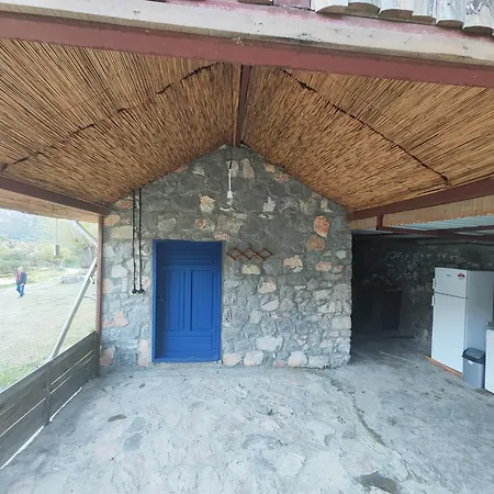 Togo Iztuzu Stonehouse-5 Horská chata *