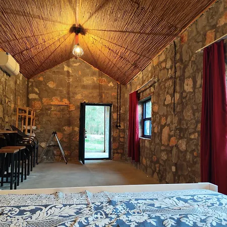 Dağ evi Togo Iztuzu Stonehouse-5 Bogazagzi